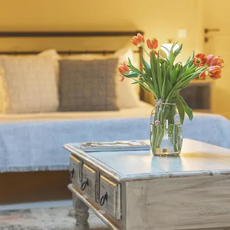 Arethousa Отель