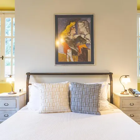 Arethousa מלון 3*