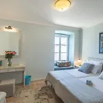 Arethousa 3*