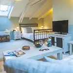Arethousa Hotel 3*
