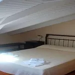 Arethousa Hotel 3*