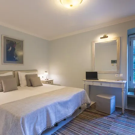 Hotel Arethousa 3*