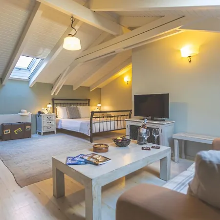 Hotel Arethousa 3*
