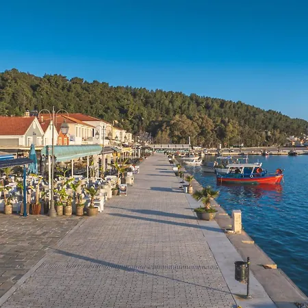 Arethousa 3*