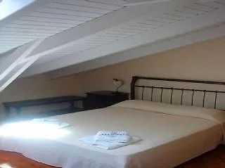 Arethousa Hotel 3*