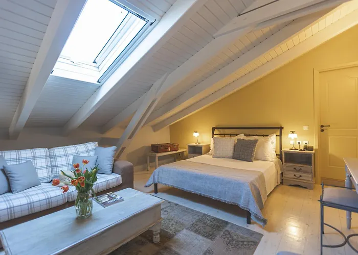 فندق Arethousa كاتاكولو