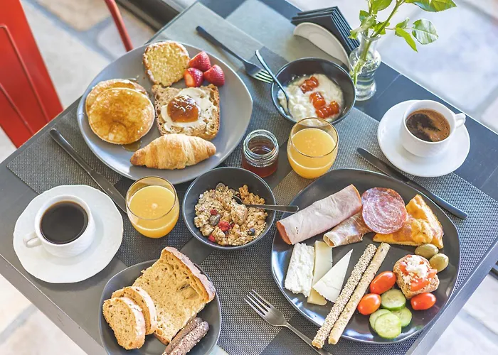 فندق Arethousa 3*