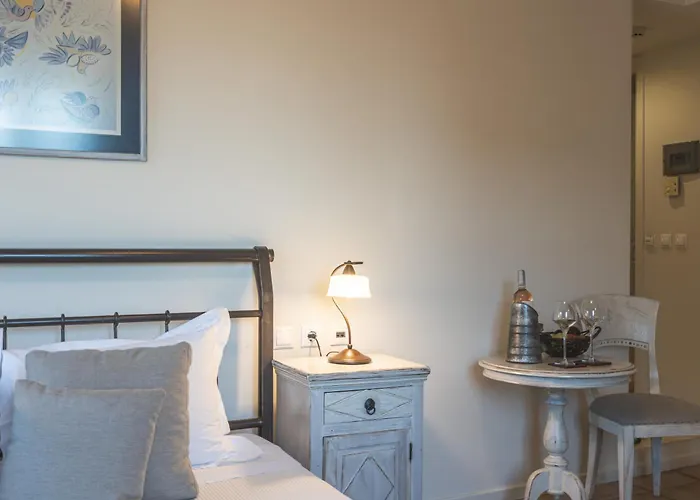 فندق Arethousa كاتاكولو