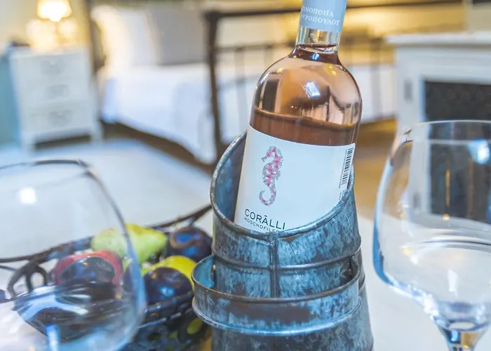 فندق Arethousa كاتاكولو